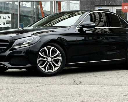 Черный Мерседес Ц-Класс, объемом двигателя 1.99 л и пробегом 235 тыс. км за 19500 $, фото 5 на Automoto.ua