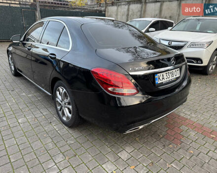 Черный Мерседес Ц-Класс, объемом двигателя 2 л и пробегом 235 тыс. км за 15000 $, фото 5 на Automoto.ua