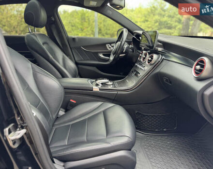 Чорний Мерседес Ц-Клас, об'ємом двигуна 1.99 л та пробігом 195 тис. км за 17500 $, фото 30 на Automoto.ua