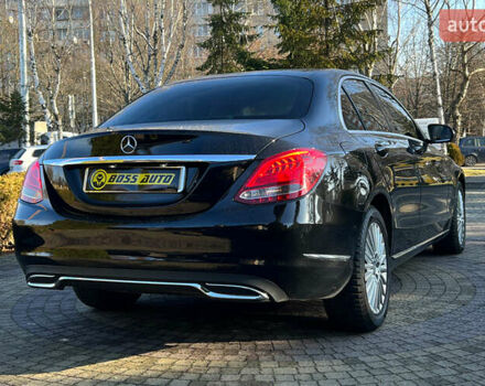 Черный Мерседес Ц-Класс, объемом двигателя 1.6 л и пробегом 272 тыс. км за 18999 $, фото 6 на Automoto.ua