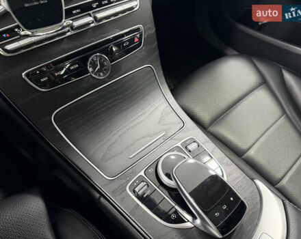 Черный Мерседес Ц-Класс, объемом двигателя 2 л и пробегом 95 тыс. км за 21999 $, фото 28 на Automoto.ua