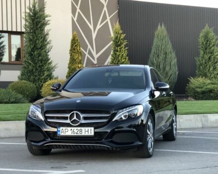 Чорний Мерседес Ц-Клас, об'ємом двигуна 2 л та пробігом 143 тис. км за 19800 $, фото 1 на Automoto.ua