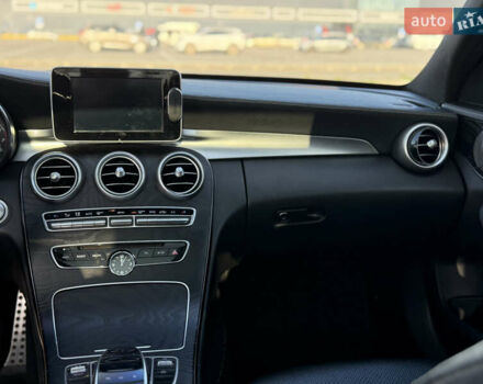 Черный Мерседес Ц-Класс, объемом двигателя 2 л и пробегом 175 тыс. км за 17500 $, фото 9 на Automoto.ua