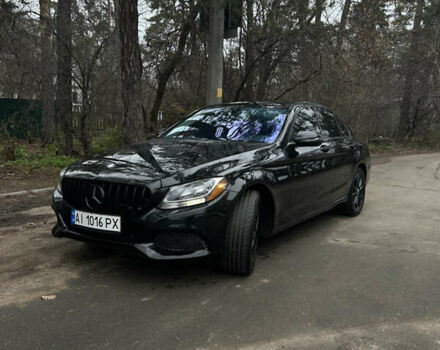 Черный Мерседес Ц-Класс, объемом двигателя 1.99 л и пробегом 190 тыс. км за 16999 $, фото 4 на Automoto.ua