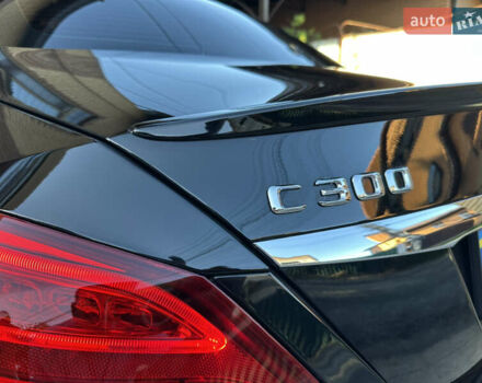 Черный Мерседес Ц-Класс, объемом двигателя 2 л и пробегом 199 тыс. км за 19800 $, фото 19 на Automoto.ua