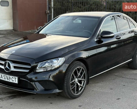 Чорний Мерседес Ц-Клас, об'ємом двигуна 1.99 л та пробігом 170 тис. км за 16500 $, фото 2 на Automoto.ua
