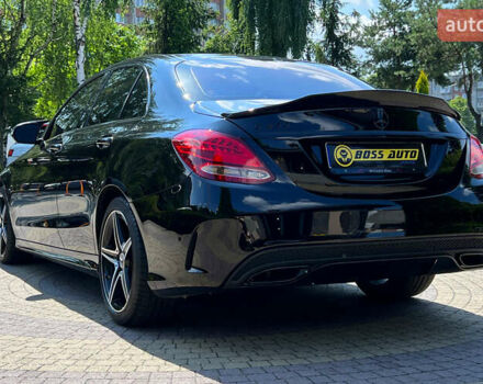 Чорний Мерседес Ц-Клас, об'ємом двигуна 2 л та пробігом 147 тис. км за 23499 $, фото 4 на Automoto.ua