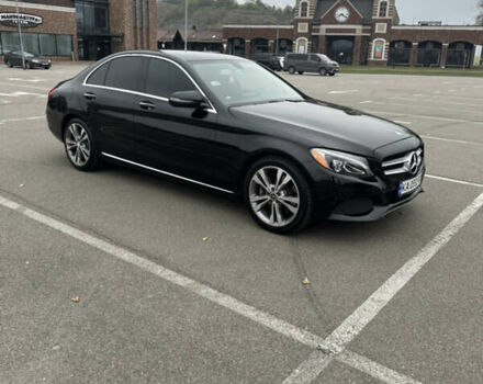 Черный Мерседес Ц-Класс, объемом двигателя 1.99 л и пробегом 157 тыс. км за 16900 $, фото 2 на Automoto.ua