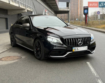 Чорний Мерседес Ц-Клас, об'ємом двигуна 3.98 л та пробігом 78 тис. км за 41500 $, фото 3 на Automoto.ua