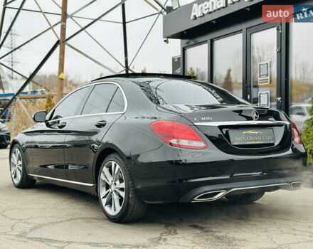Чорний Мерседес Ц-Клас, об'ємом двигуна 2 л та пробігом 117 тис. км за 17500 $, фото 11 на Automoto.ua