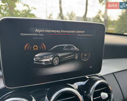 Черный Мерседес Ц-Класс, объемом двигателя 2.14 л и пробегом 186 тыс. км за 23900 $, фото 24 на Automoto.ua