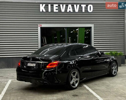 Чорний Мерседес Ц-Клас, об'ємом двигуна 3 л та пробігом 28 тис. км за 32500 $, фото 4 на Automoto.ua