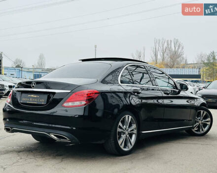 Чорний Мерседес Ц-Клас, об'ємом двигуна 2 л та пробігом 117 тис. км за 17500 $, фото 1 на Automoto.ua