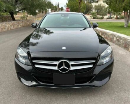 Чорний Мерседес Ц-Клас, об'ємом двигуна 2 л та пробігом 73 тис. км за 13500 $, фото 1 на Automoto.ua