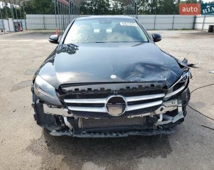 Чорний Мерседес Ц-Клас, об'ємом двигуна 2 л та пробігом 37 тис. км за 3900 $, фото 4 на Automoto.ua
