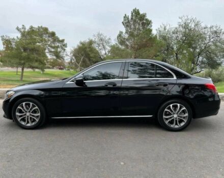 Черный Мерседес Ц-Класс, объемом двигателя 2 л и пробегом 73 тыс. км за 4700 $, фото 2 на Automoto.ua