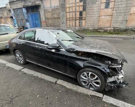 Чорний Мерседес Ц-Клас, об'ємом двигуна 2 л та пробігом 27 тис. км за 10000 $, фото 5 на Automoto.ua