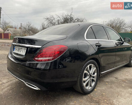 Черный Мерседес Ц-Класс, объемом двигателя 2.14 л и пробегом 340 тыс. км за 18999 $, фото 6 на Automoto.ua