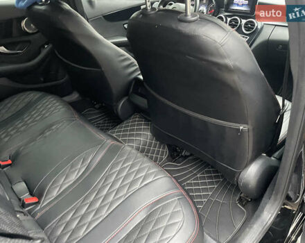 Черный Мерседес Ц-Класс, объемом двигателя 2.14 л и пробегом 340 тыс. км за 18999 $, фото 18 на Automoto.ua