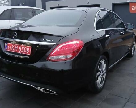 Черный Мерседес Ц-Класс, объемом двигателя 2 л и пробегом 184 тыс. км за 15900 $, фото 2 на Automoto.ua