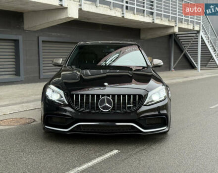 Чорний Мерседес Ц-Клас, об'ємом двигуна 3.98 л та пробігом 78 тис. км за 41500 $, фото 2 на Automoto.ua