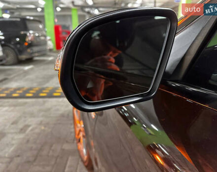 Чорний Мерседес Ц-Клас, об'ємом двигуна 3 л та пробігом 28 тис. км за 32500 $, фото 31 на Automoto.ua