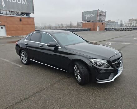 Черный Мерседес Ц-Класс, объемом двигателя 2 л и пробегом 105 тыс. км за 21500 $, фото 2 на Automoto.ua