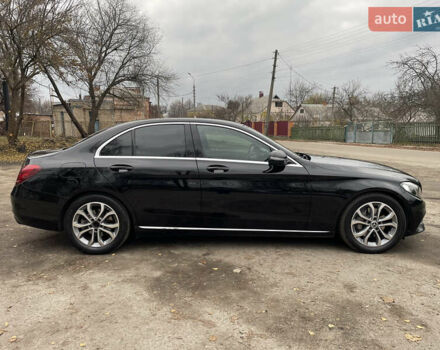 Черный Мерседес Ц-Класс, объемом двигателя 2.14 л и пробегом 340 тыс. км за 18999 $, фото 8 на Automoto.ua