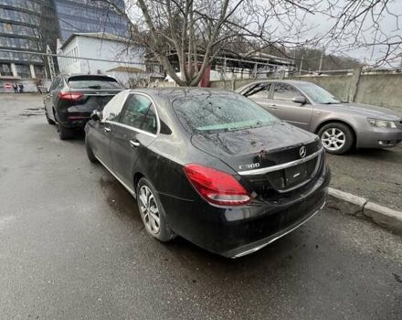Чорний Мерседес Ц-Клас, об'ємом двигуна 2 л та пробігом 27 тис. км за 10000 $, фото 3 на Automoto.ua