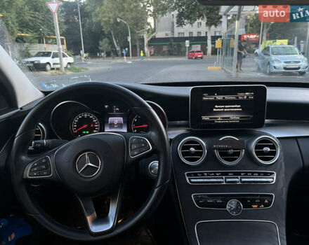 Чорний Мерседес Ц-Клас, об'ємом двигуна 2 л та пробігом 74 тис. км за 18600 $, фото 2 на Automoto.ua