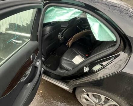 Чорний Мерседес Ц-Клас, об'ємом двигуна 2 л та пробігом 27 тис. км за 10000 $, фото 15 на Automoto.ua