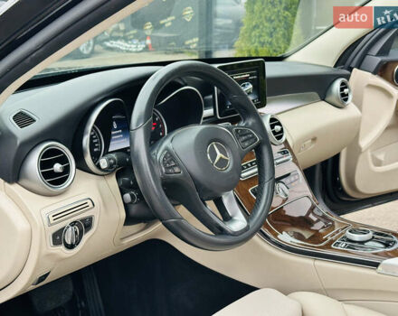 Чорний Мерседес Ц-Клас, об'ємом двигуна 2 л та пробігом 117 тис. км за 17500 $, фото 13 на Automoto.ua