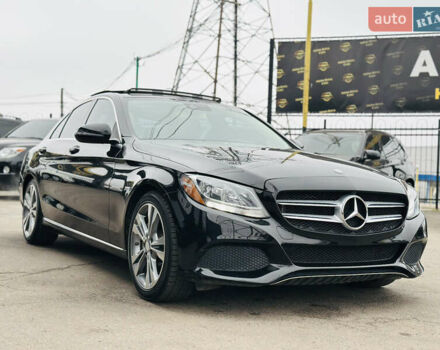 Чорний Мерседес Ц-Клас, об'ємом двигуна 2 л та пробігом 117 тис. км за 17500 $, фото 8 на Automoto.ua
