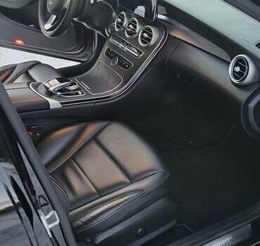 Чорний Мерседес Ц-Клас, об'ємом двигуна 2 л та пробігом 96 тис. км за 22000 $, фото 15 на Automoto.ua