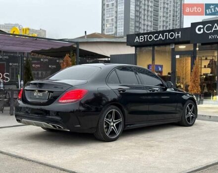 Черный Мерседес Ц-Класс, объемом двигателя 3 л и пробегом 105 тыс. км за 25000 $, фото 3 на Automoto.ua