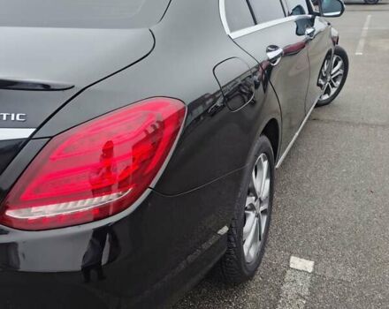 Черный Мерседес Ц-Класс, объемом двигателя 1.99 л и пробегом 105 тыс. км за 21500 $, фото 11 на Automoto.ua