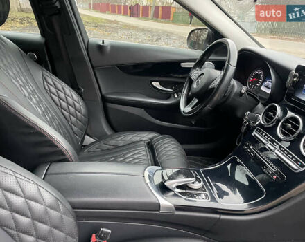 Черный Мерседес Ц-Класс, объемом двигателя 2.14 л и пробегом 340 тыс. км за 18999 $, фото 14 на Automoto.ua