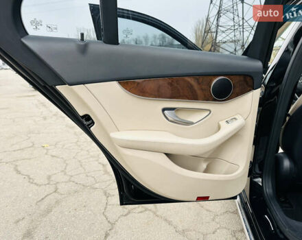 Чорний Мерседес Ц-Клас, об'ємом двигуна 2 л та пробігом 117 тис. км за 17500 $, фото 16 на Automoto.ua