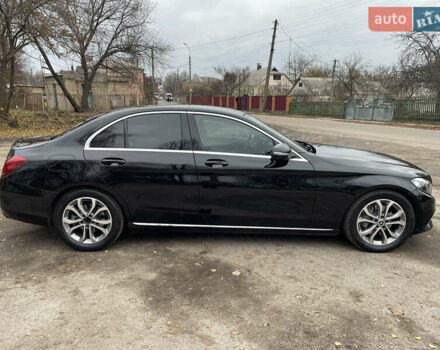 Черный Мерседес Ц-Класс, объемом двигателя 2.14 л и пробегом 340 тыс. км за 18999 $, фото 9 на Automoto.ua