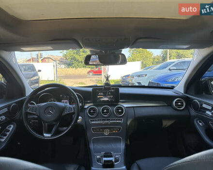 Чорний Мерседес Ц-Клас, об'ємом двигуна 2 л та пробігом 139 тис. км за 19900 $, фото 10 на Automoto.ua