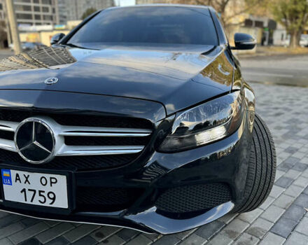 Чорний Мерседес Ц-Клас, об'ємом двигуна 2 л та пробігом 75 тис. км за 27500 $, фото 4 на Automoto.ua
