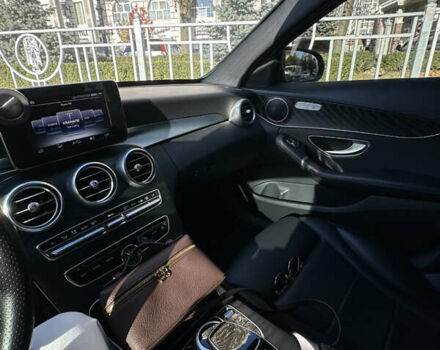 Черный Мерседес Ц-Класс, объемом двигателя 2.2 л и пробегом 93 тыс. км за 30300 $, фото 7 на Automoto.ua