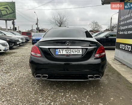 Чорний Мерседес Ц-Клас, об'ємом двигуна 2 л та пробігом 152 тис. км за 23900 $, фото 4 на Automoto.ua