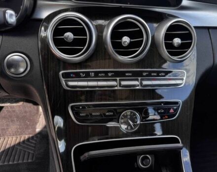 Чорний Мерседес Ц-Клас, об'ємом двигуна 2 л та пробігом 68 тис. км за 4800 $, фото 13 на Automoto.ua