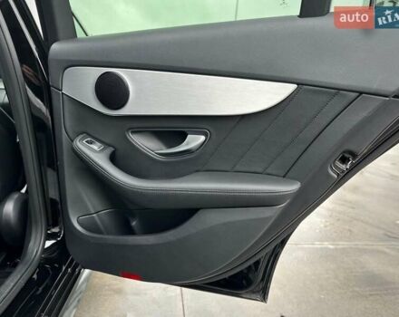 Черный Мерседес Ц-Класс, объемом двигателя 1.99 л и пробегом 106 тыс. км за 26999 $, фото 86 на Automoto.ua