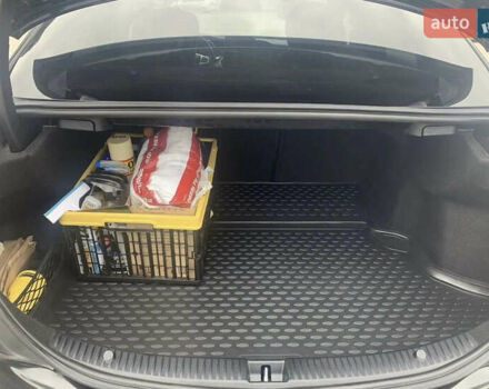 Чорний Мерседес Ц-Клас, об'ємом двигуна 2 л та пробігом 135 тис. км за 20500 $, фото 3 на Automoto.ua