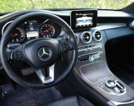 Черный Мерседес Ц-Класс, объемом двигателя 2 л и пробегом 99 тыс. км за 5200 $, фото 7 на Automoto.ua