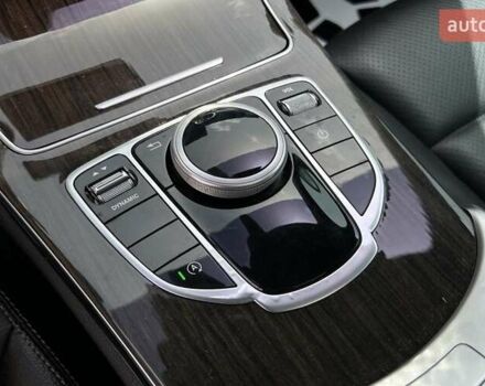 Черный Мерседес Ц-Класс, объемом двигателя 2 л и пробегом 91 тыс. км за 27300 $, фото 24 на Automoto.ua