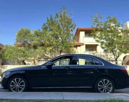 Черный Мерседес Ц-Класс, объемом двигателя 2 л и пробегом 68 тыс. км за 6500 $, фото 3 на Automoto.ua