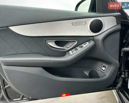 Черный Мерседес Ц-Класс, объемом двигателя 1.99 л и пробегом 106 тыс. км за 26999 $, фото 56 на Automoto.ua